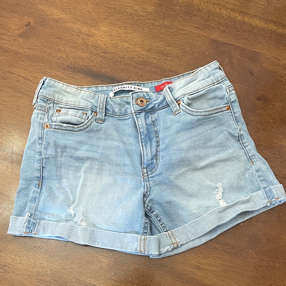 Celebrity Pink Light Wash Rolled-Hem Denim Shorts